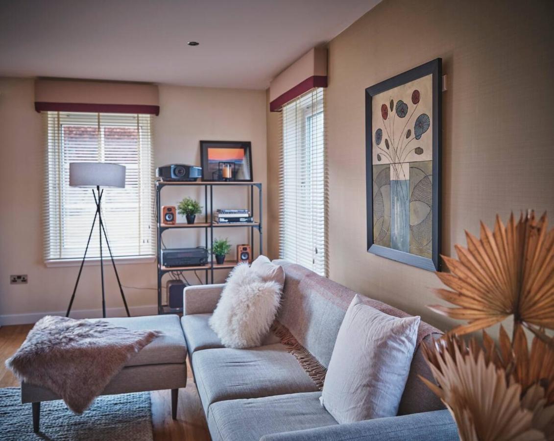 The Steadings, Aviemore Luxury 5 Star Rated 3 Bed With Home Cinema Garden And Parking 외부 사진